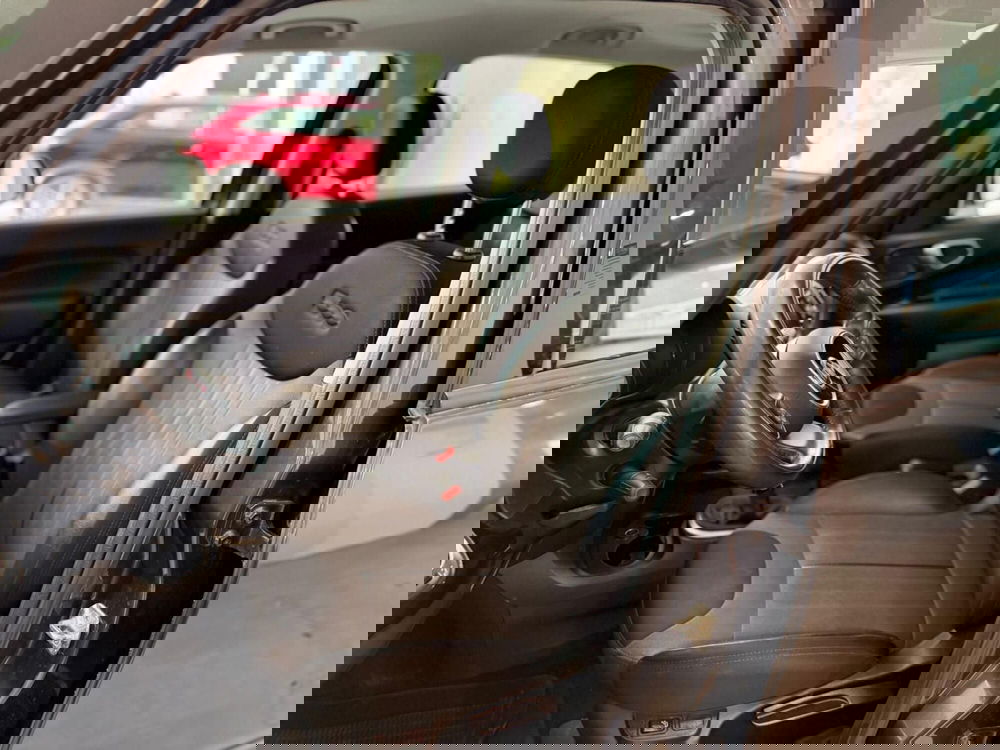 Fiat 500L usata a Napoli (9)