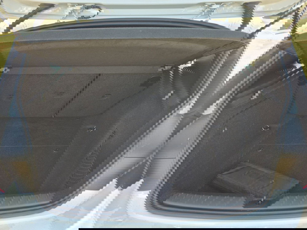 BMW Serie 1 5p. usata  (11)