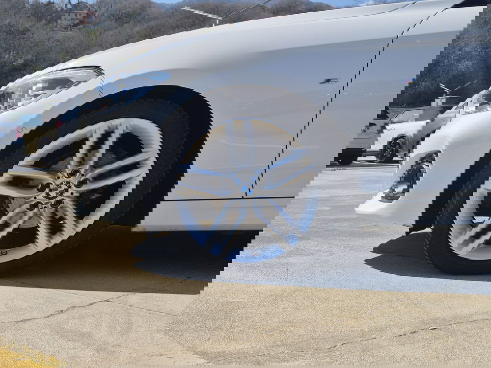 BMW Serie 1 5p. usata  (12)