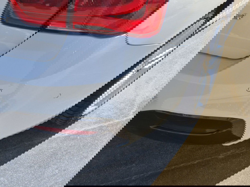 BMW Serie 1 5p. usata  (18)