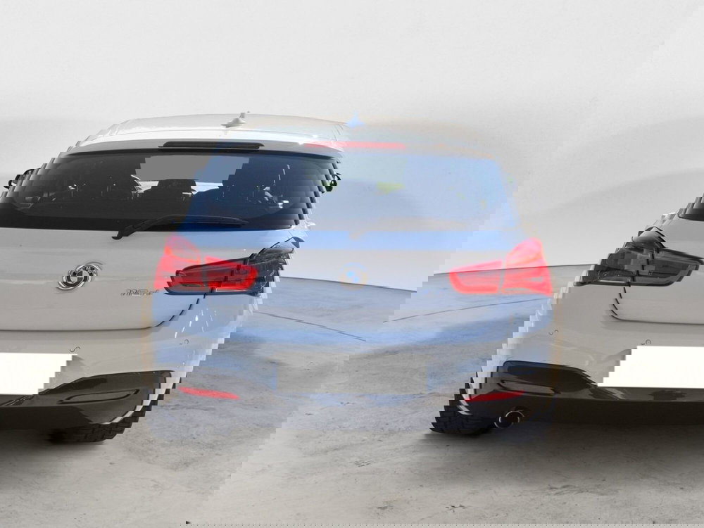 BMW Serie 1 5p. usata  (3)