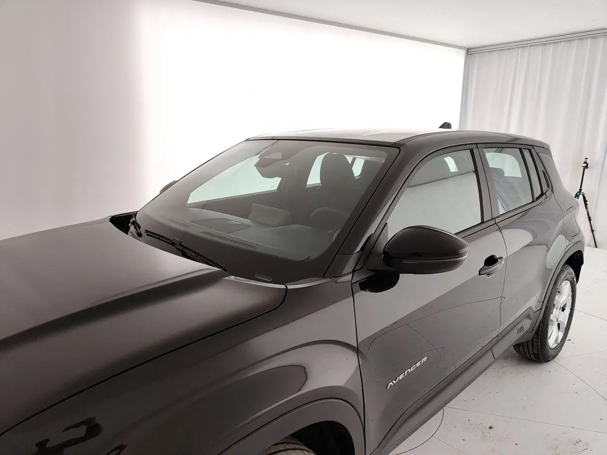 Jeep Avenger nuova a Caserta (14)