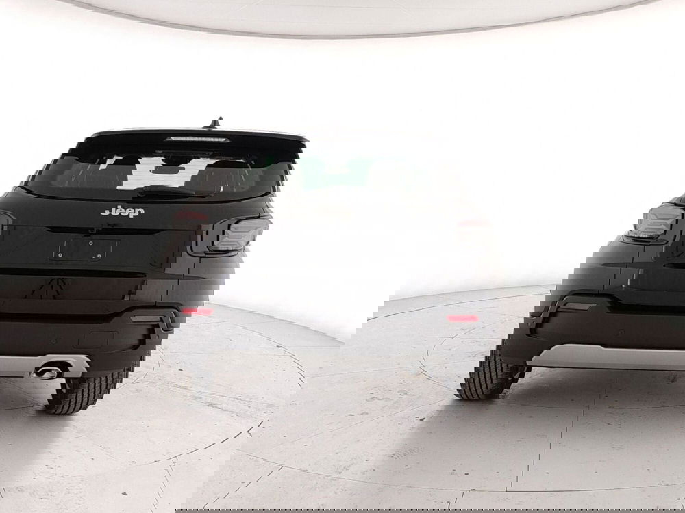 Jeep Avenger nuova a Caserta (5)