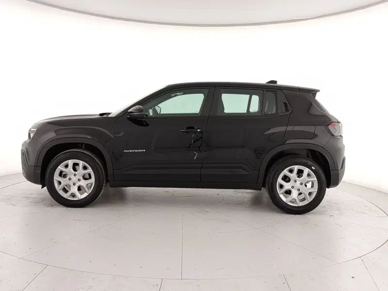 Jeep Avenger nuova a Caserta (8)