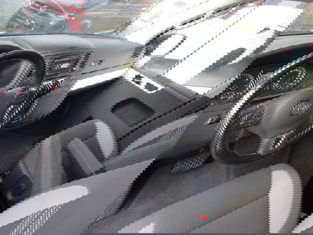 Volkswagen Veicoli Commerciali Multivan usata a Belluno (10)