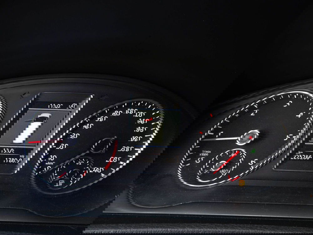 Volkswagen Veicoli Commerciali Multivan usata a Belluno (20)