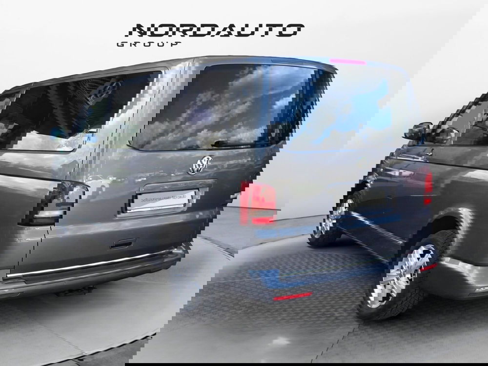 Volkswagen Veicoli Commerciali Multivan usata a Belluno (5)