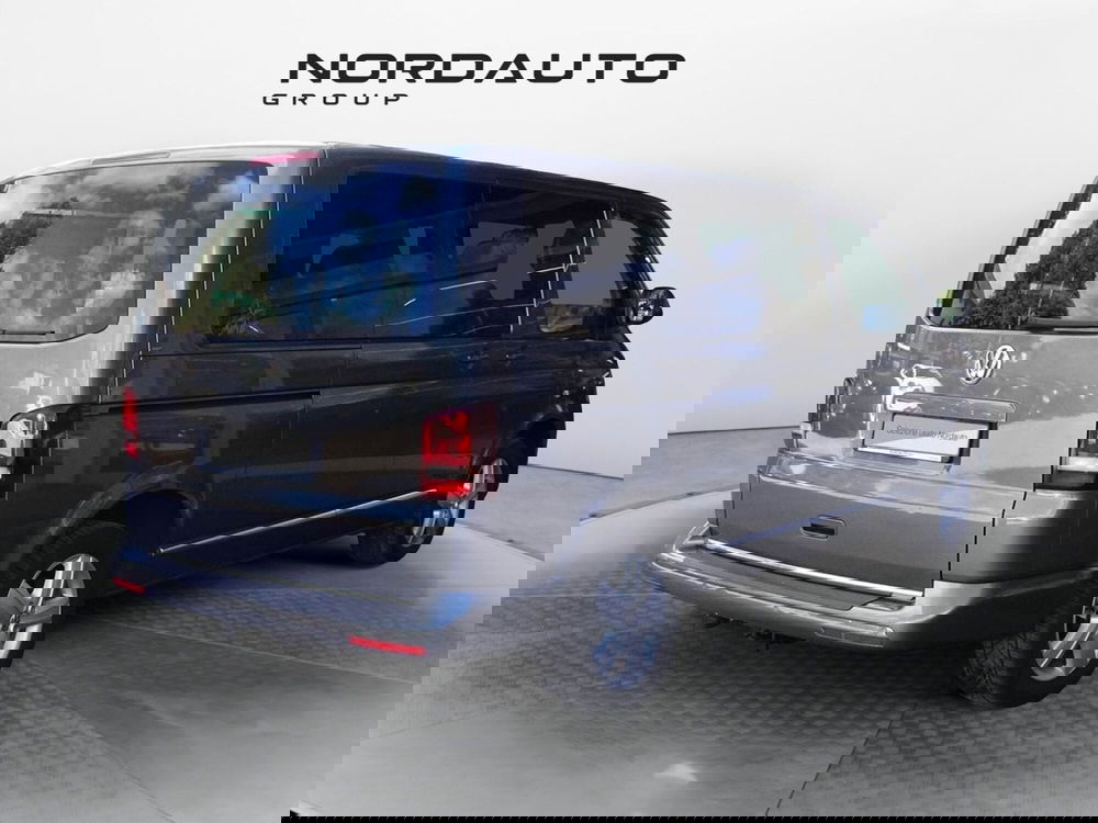 Volkswagen Veicoli Commerciali Multivan usata a Belluno (7)