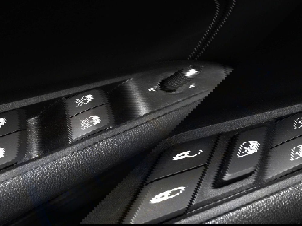 Jeep Compass usata a Belluno (17)