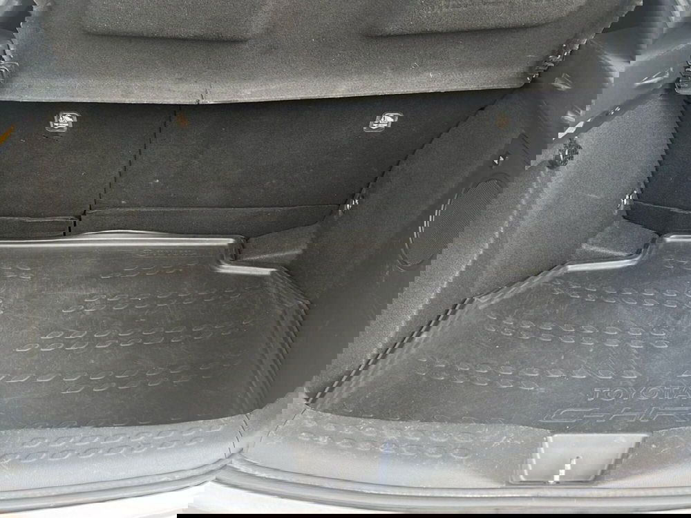Toyota Toyota C-HR usata a Siracusa (7)