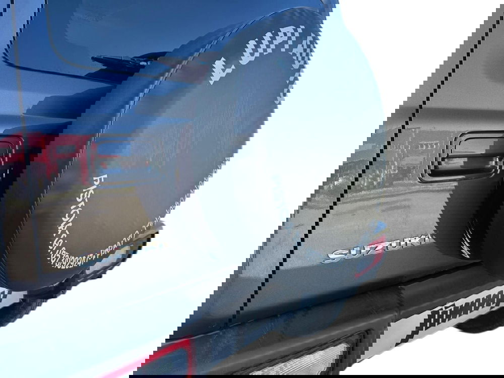 Suzuki Jimny nuova a Pistoia (15)