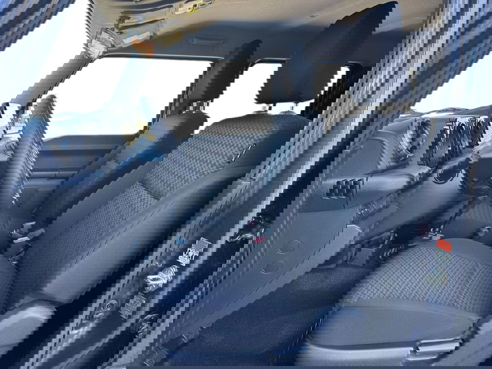 Suzuki Jimny nuova a Pistoia (8)