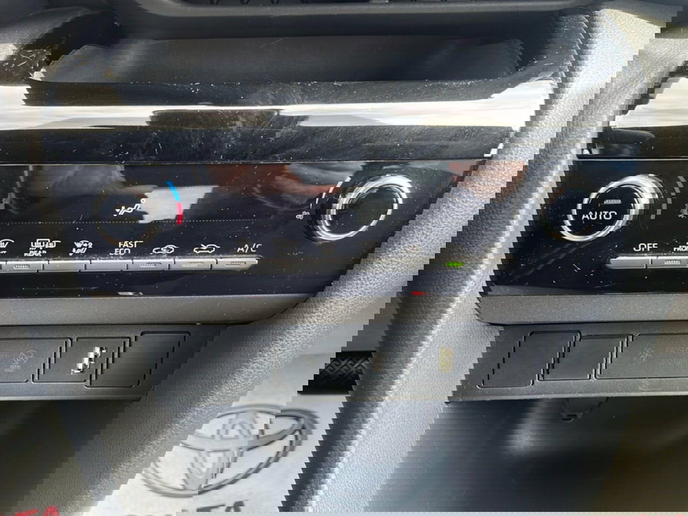 Toyota Yaris Cross usata a Catania (15)