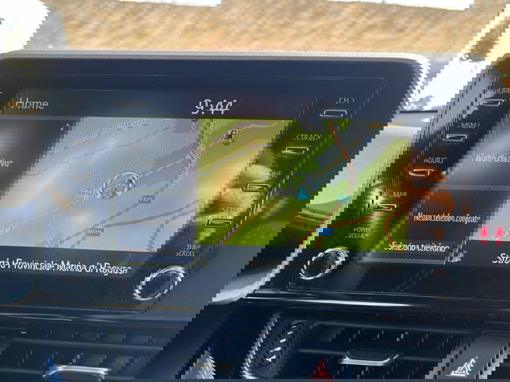 Toyota Toyota C-HR usata a Catania (13)