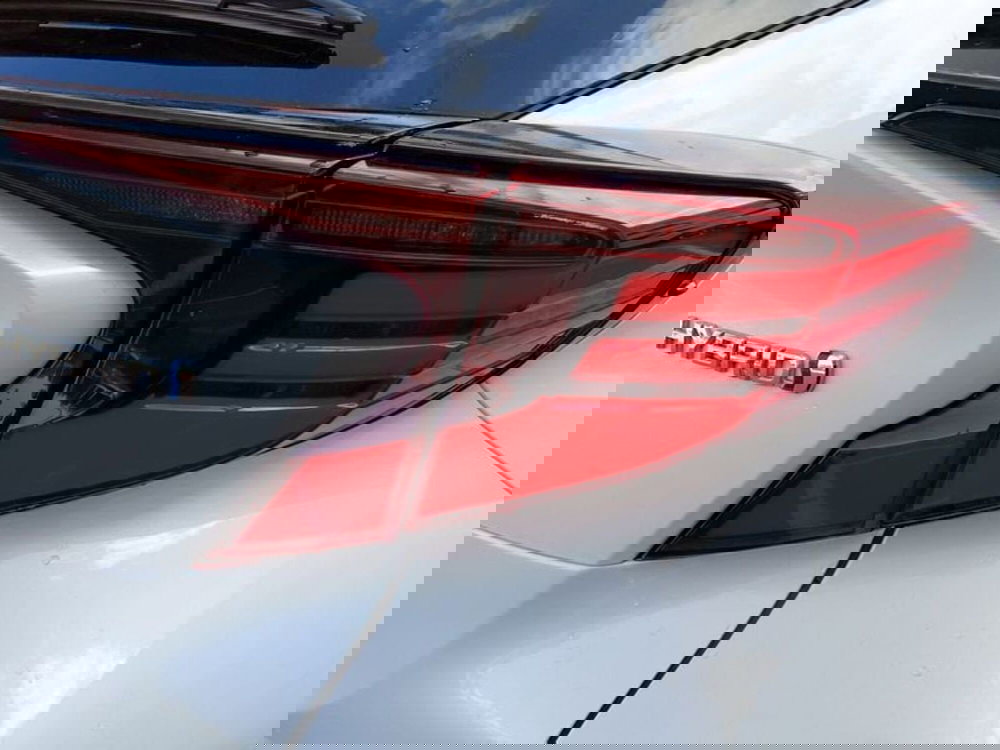 Toyota Toyota C-HR usata a Cagliari (10)