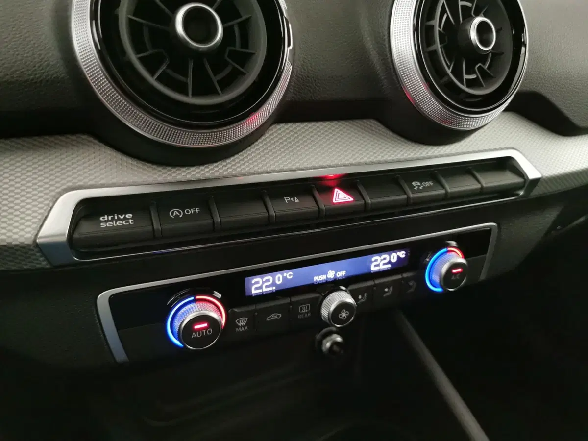 Audi Q2 nuova a Chieti (17)