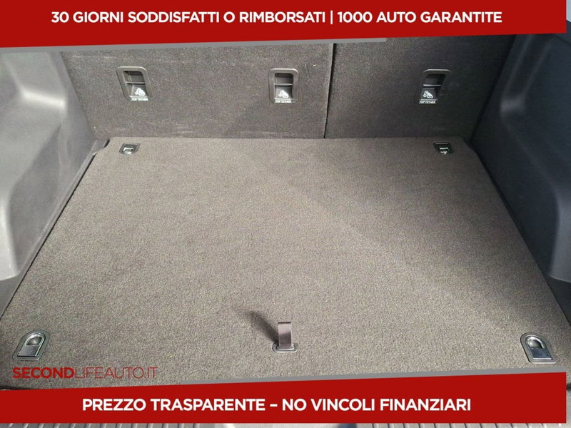 Omoda Omoda 5 EV usata a Roma (14)