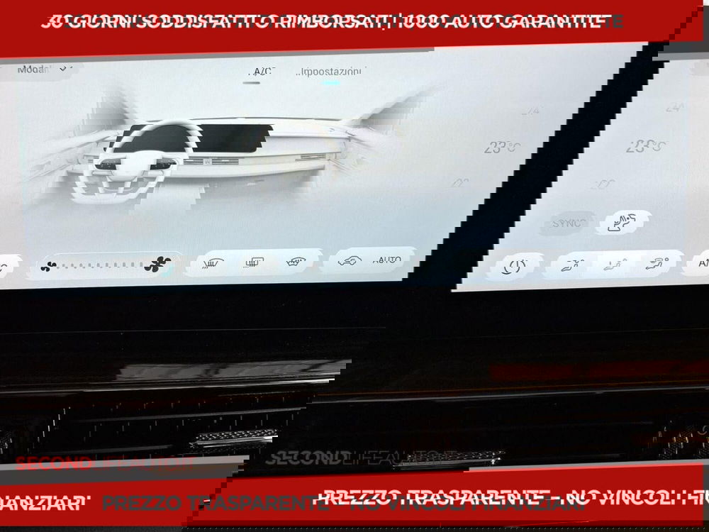 Omoda Omoda 5 EV usata a Roma (9)