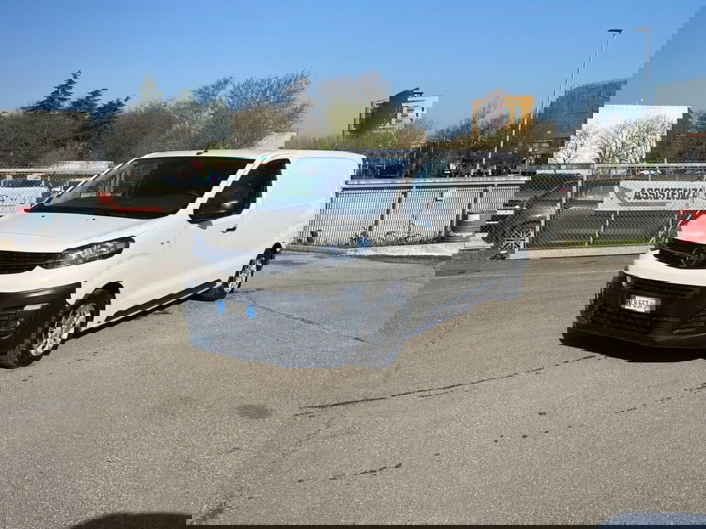 Opel Vivaro Furgone usata a Bologna