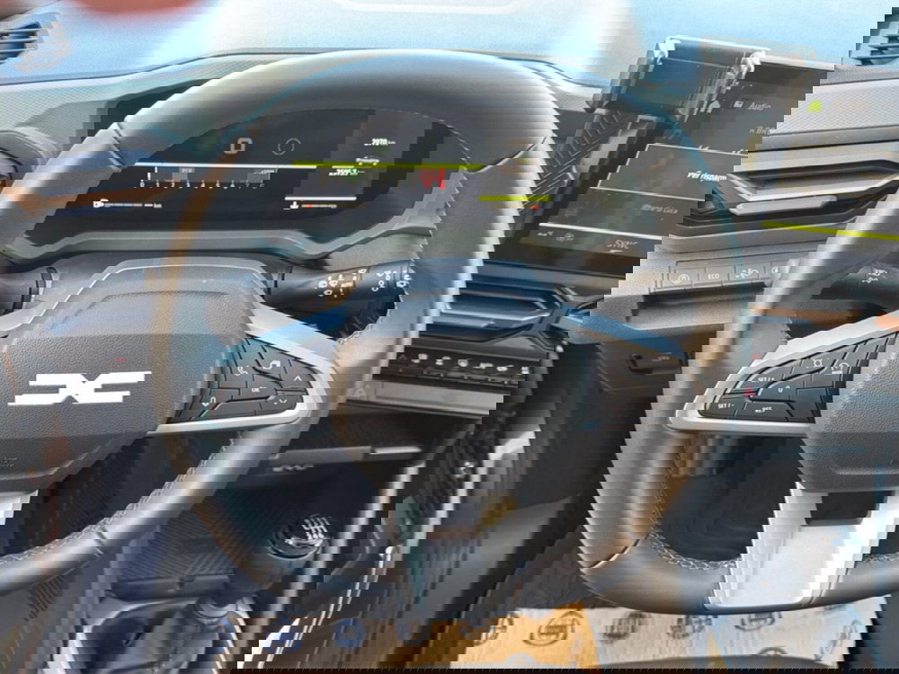 Dacia Bigster usata a Bologna (14)