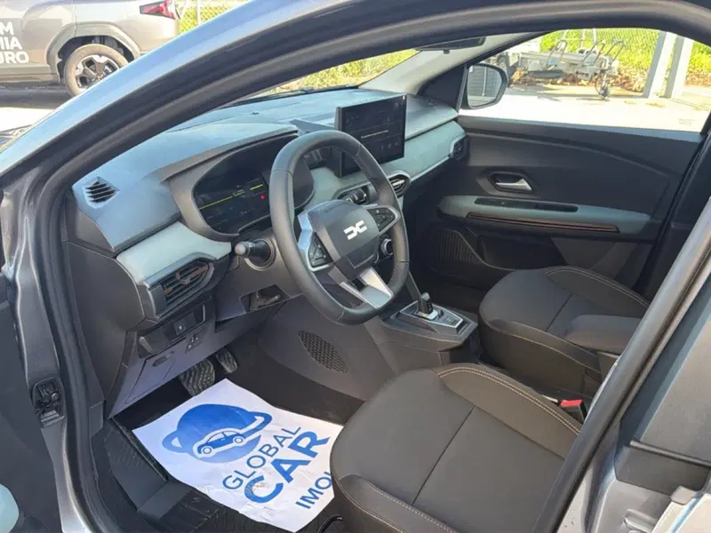 Dacia Jogger nuova a Bologna (12)