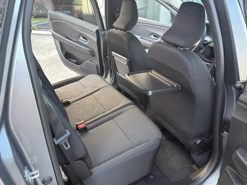 Dacia Jogger nuova a Bologna (17)