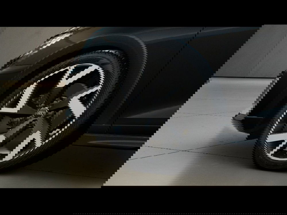 Audi A3 allstreet nuova a Livorno (7)