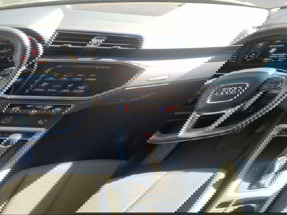 Audi Q3 Sportback usata a Livorno (10)