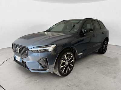 Volvo XC60 B4 automatico Plus Dark del 2023 usata a Parma