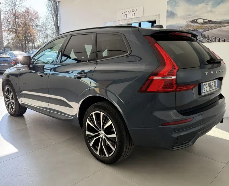 Volvo XC60 usata a Parma (8)