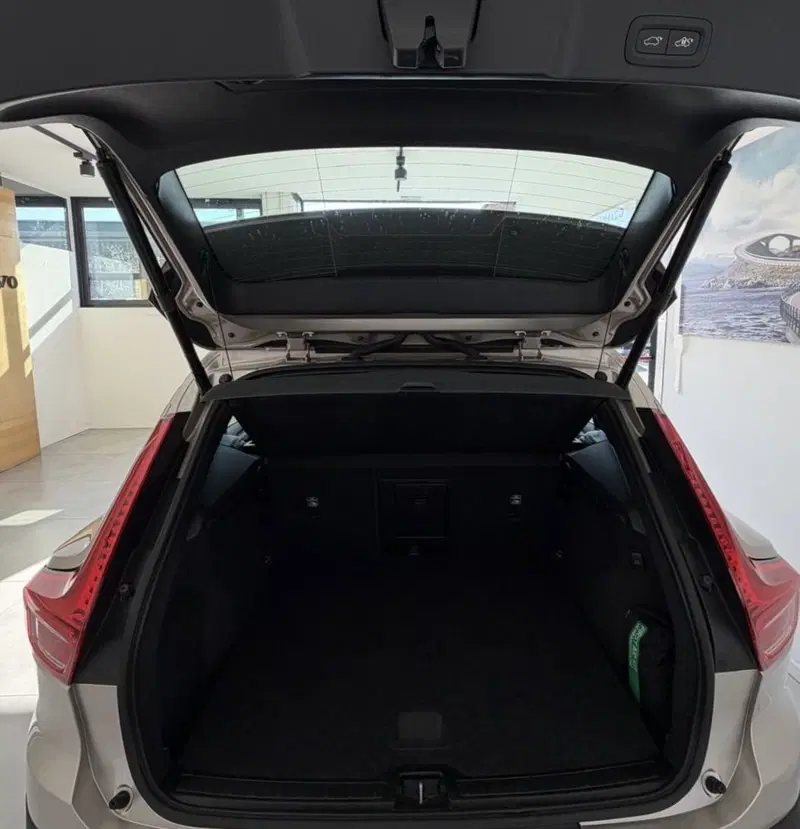 Volvo XC40 usata a Parma (11)