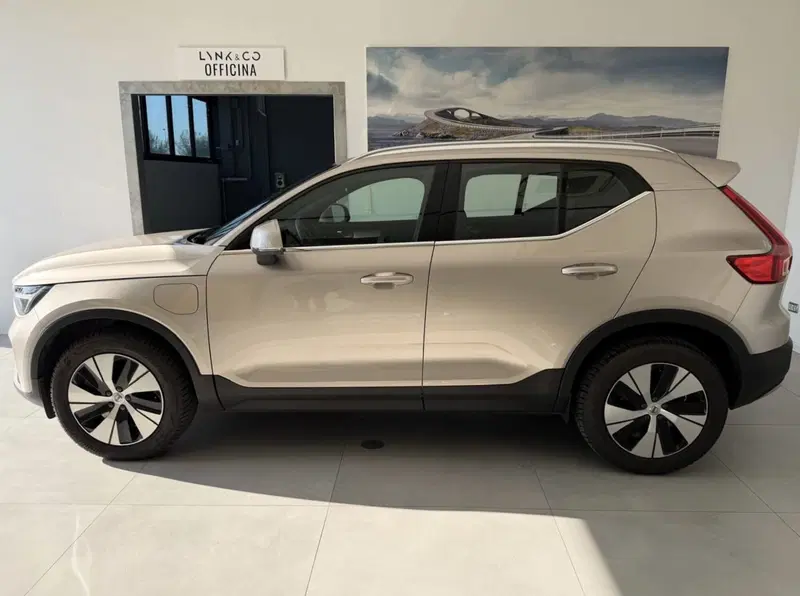 Volvo XC40 usata a Parma (7)