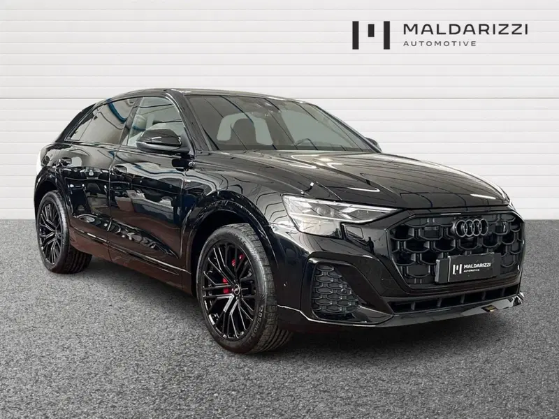 Audi Q8 nuova a Bari