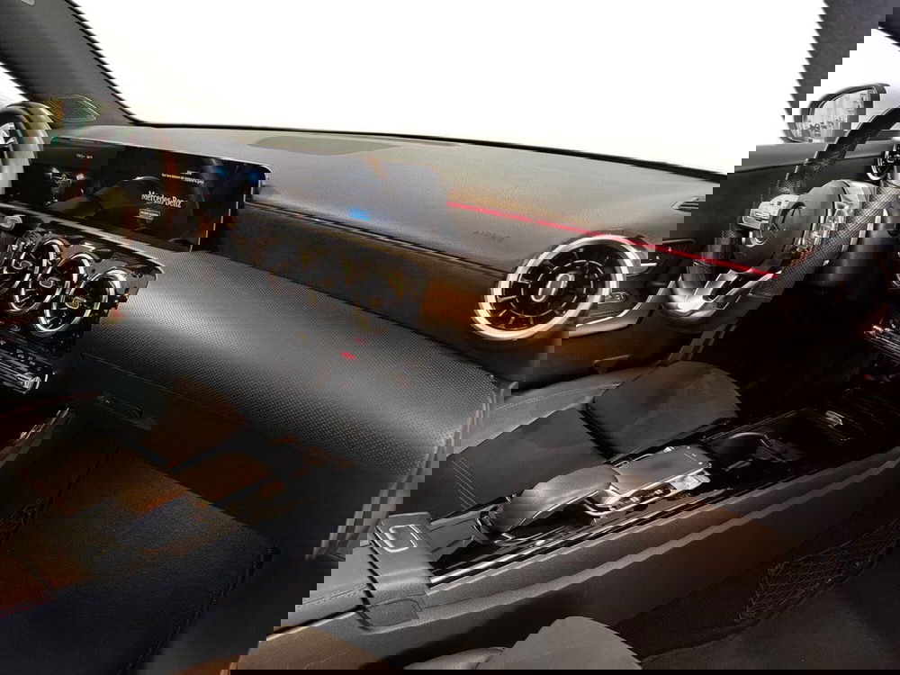 Mercedes-Benz Classe A usata a Bari (9)