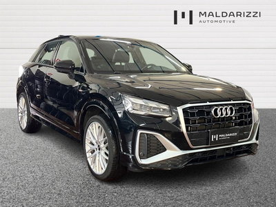 Audi Q2 35 2.0 tdi S line edition quattro s-tronic del 2025 usata a Bari