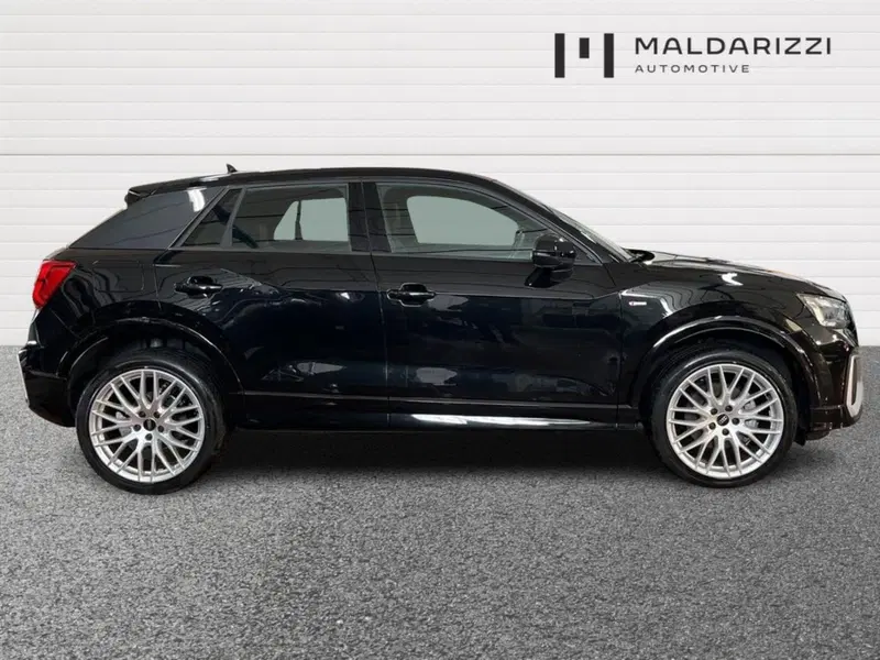 Audi Q2 usata a Bari (5)