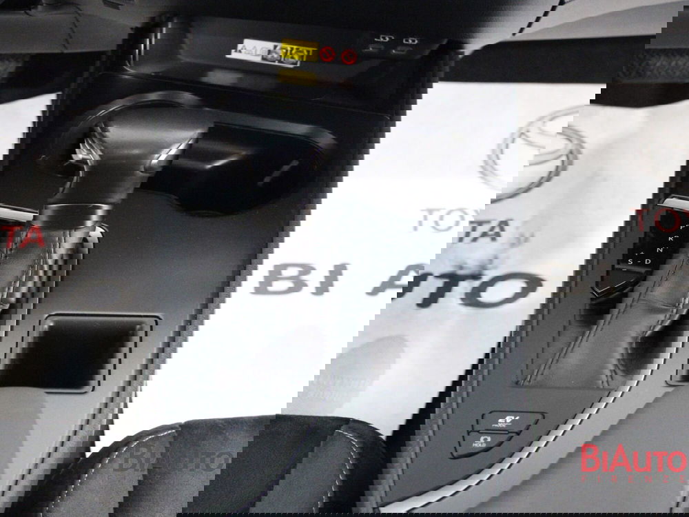 Lexus UX usata a Firenze (17)