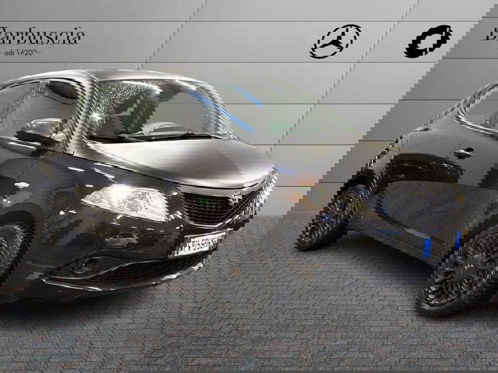 Lancia Ypsilon usata a Pescara (2)