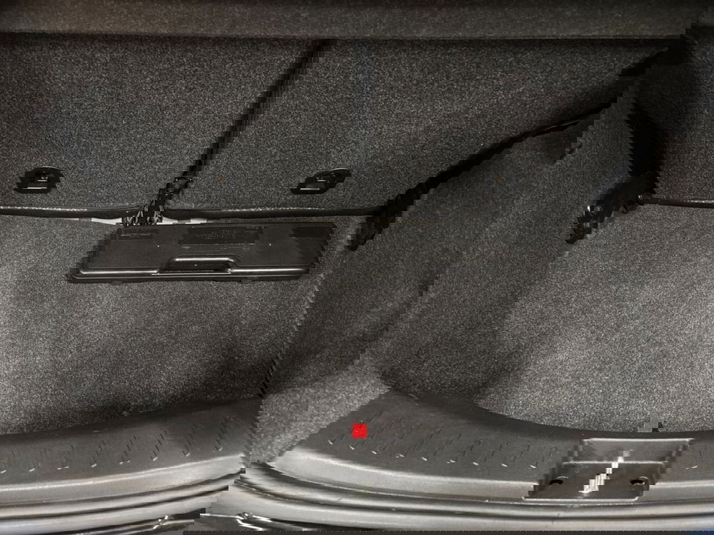 Lancia Ypsilon usata a Pescara (7)