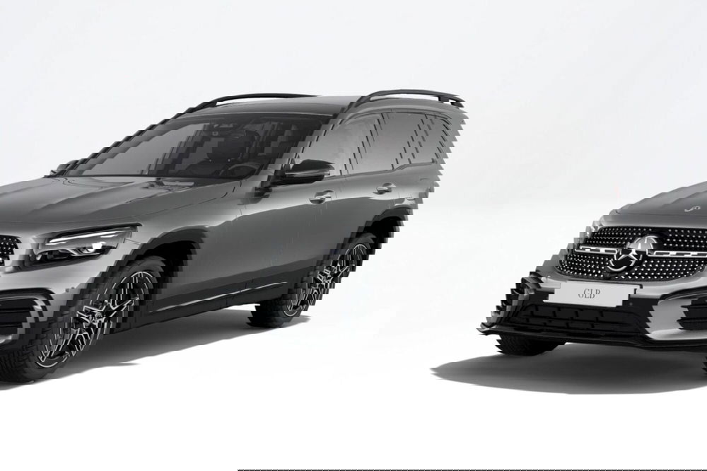 Mercedes-Benz GLB nuova a Pescara