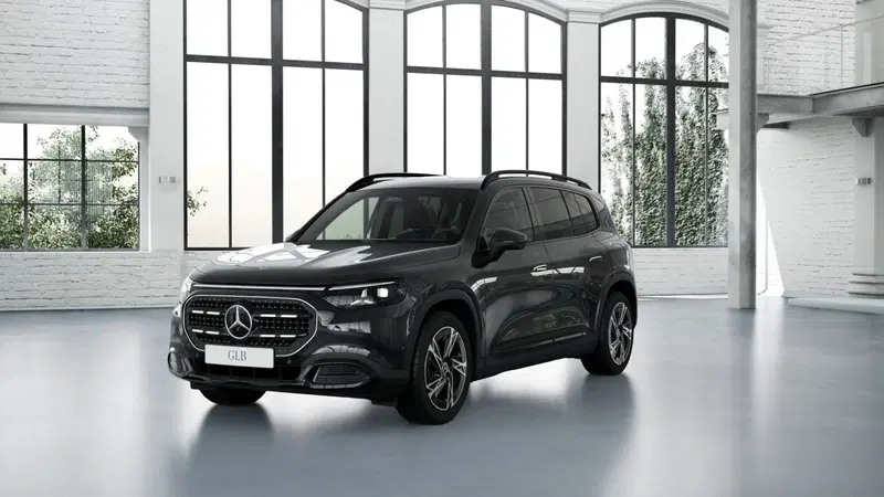 Mercedes-Benz GLB nuova a Pescara