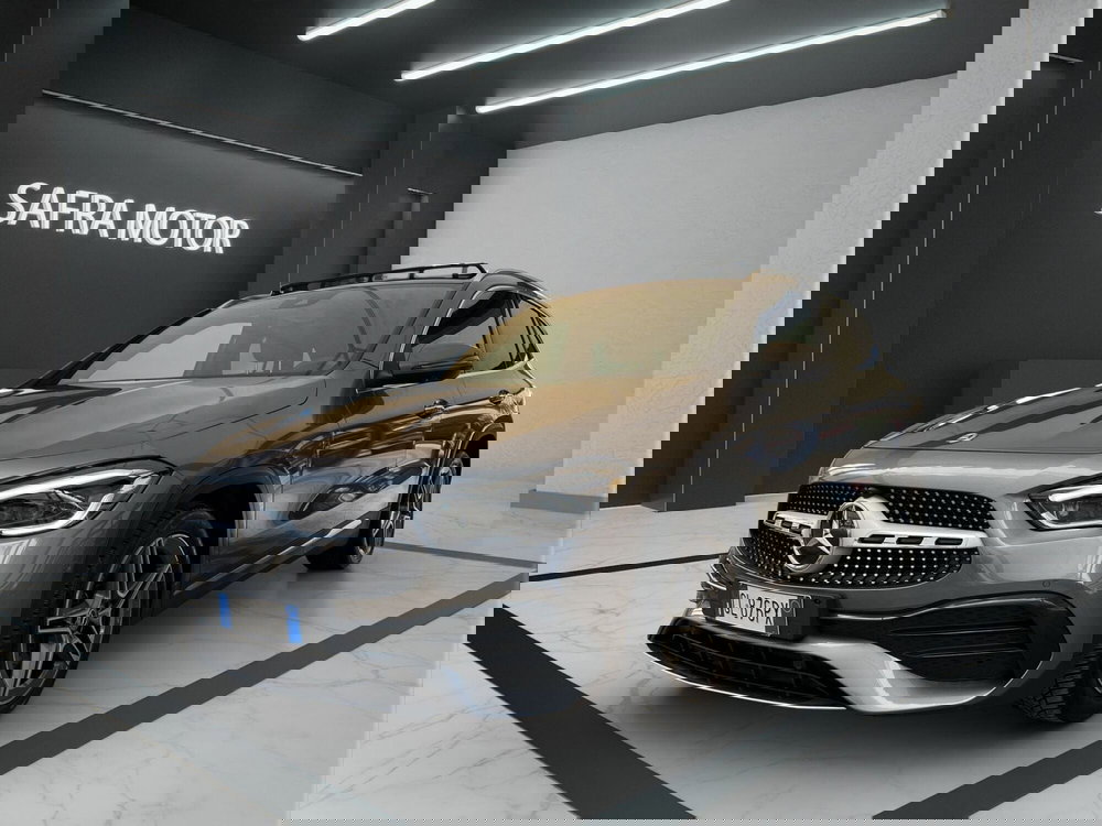 Mercedes-Benz GLA SUV usata a Cosenza