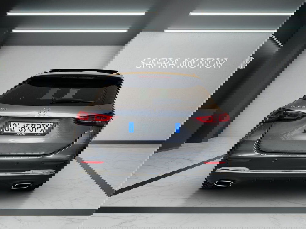 Mercedes-Benz GLA SUV usata a Cosenza (5)