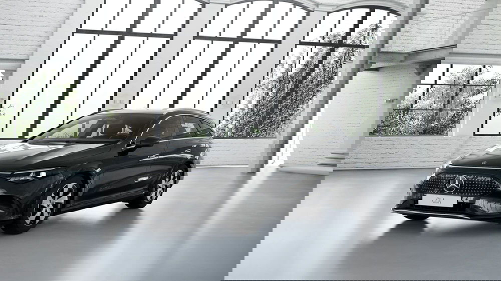 Mercedes-Benz CLA Shooting Brake nuova a Pescara