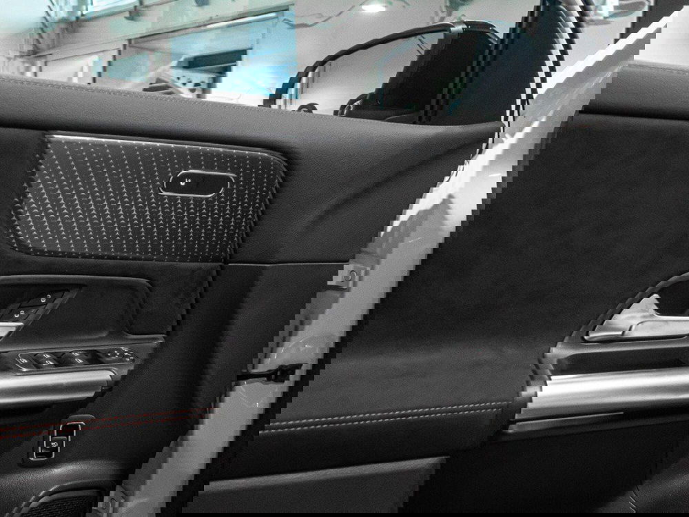 Mercedes-Benz GLA SUV nuova a Macerata (11)