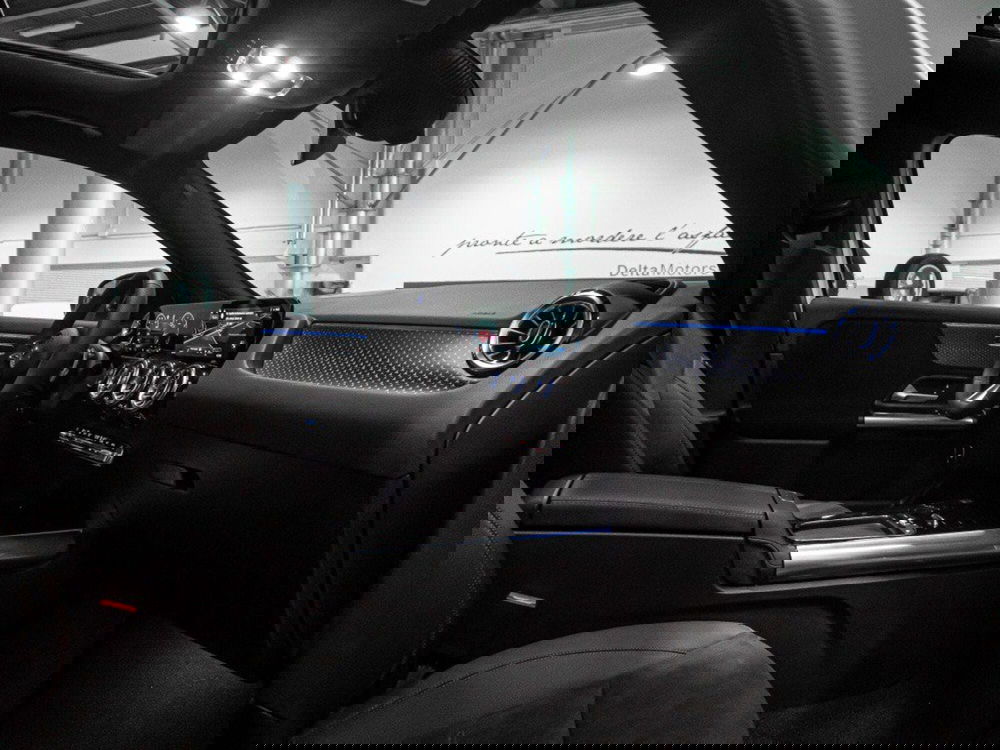 Mercedes-Benz GLA SUV nuova a Macerata (19)