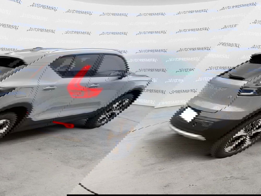 Volvo XC40 nuova a Como (5)