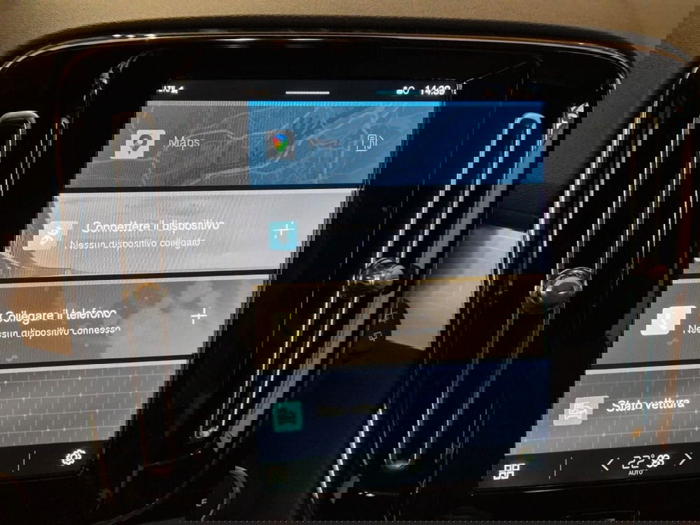 Volvo XC40 nuova a Como (8)