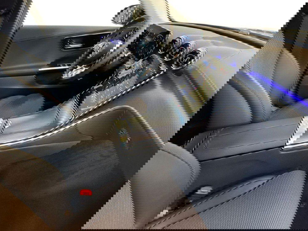 Mercedes-Benz Classe C Station Wagon nuova a Rimini (12)