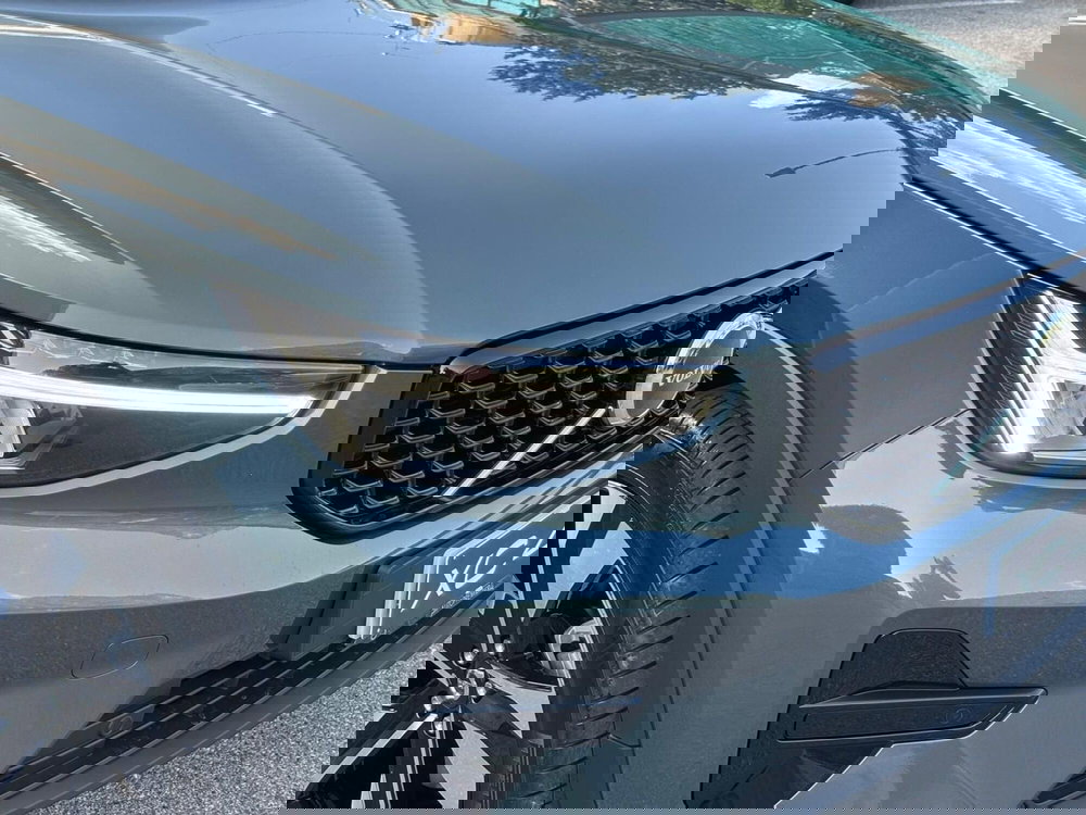 Volvo XC40 nuova a Como (3)